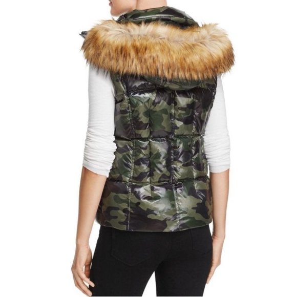 New Aqua Faux Fur-Trim Camo Puffer Vest  sz XS - Picture 8 of 9